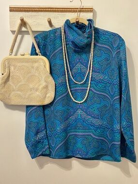 Vintage Distinction Turtleneck Paisley Blouse